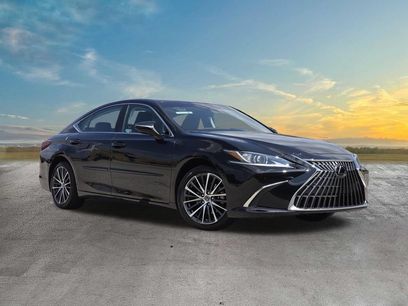 Certified 2023 Lexus ES 350 w/ Premium Package