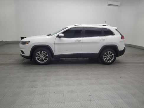 Used 2019 Jeep Cherokee Latitude Plus FWD image 2