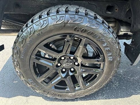 Used 2023 Chevrolet Silverado 1500 LT Trail Boss w/ Convenience Package II AWD/4WD image 34