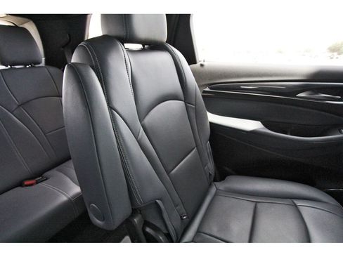 Used 2024 Buick Enclave Essence w/ Sport Touring Edition FWD image 12