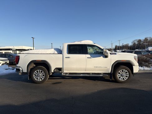 Used 2022 GMC Sierra 2500 Denali image 4