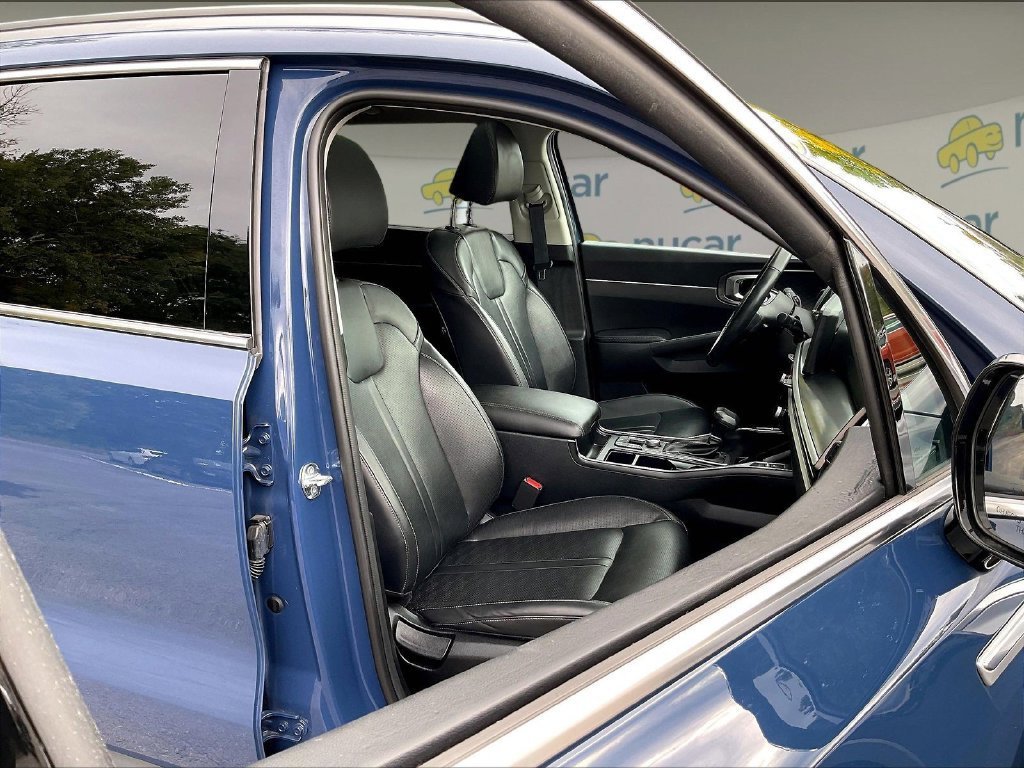 Used 2025 Kia Sorento S w/ Panoramic Sunroof Package AWD/4WD image 11