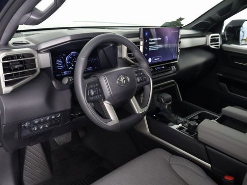 Used 2025 Toyota Tundra Limited image 7