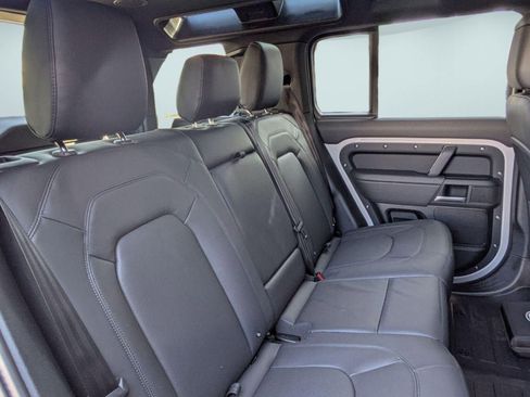 New 2026 Land Rover Defender 110 X-Dynamic SE AWD/4WD image 29