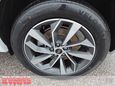 Used 2023 Audi Q5 2.0T Premium Plus AWD/4WD image 27