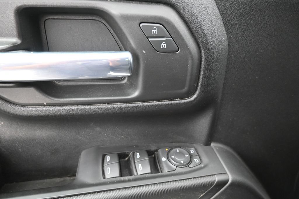 Used 2023 Chevrolet Silverado 1500 Custom AWD/4WD image 22