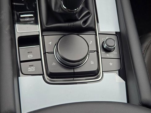 New 2026 MAZDA MAZDA3 Hatchback w/Premium Plus Pkg image 28