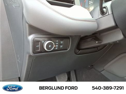 New 2026 Ford Explorer Active w/ Active Comfort Package image 13