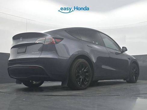 Used 2023 Tesla Model Y Long Range AWD/4WD image 31