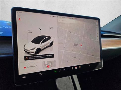 Used 2023 Tesla Model Y Performance image 11