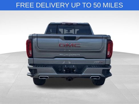 Used 2021 GMC Sierra 1500 AT4 w/ Technology Package AWD/4WD image 7