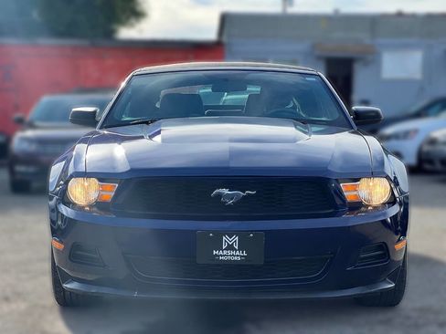 Used 2012 Ford Mustang Premium RWD image 2