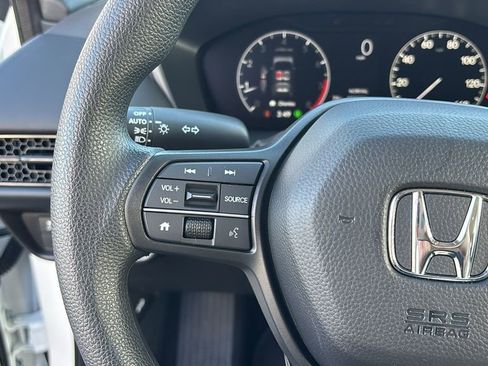 Certified 2025 Honda HR-V LX image 17