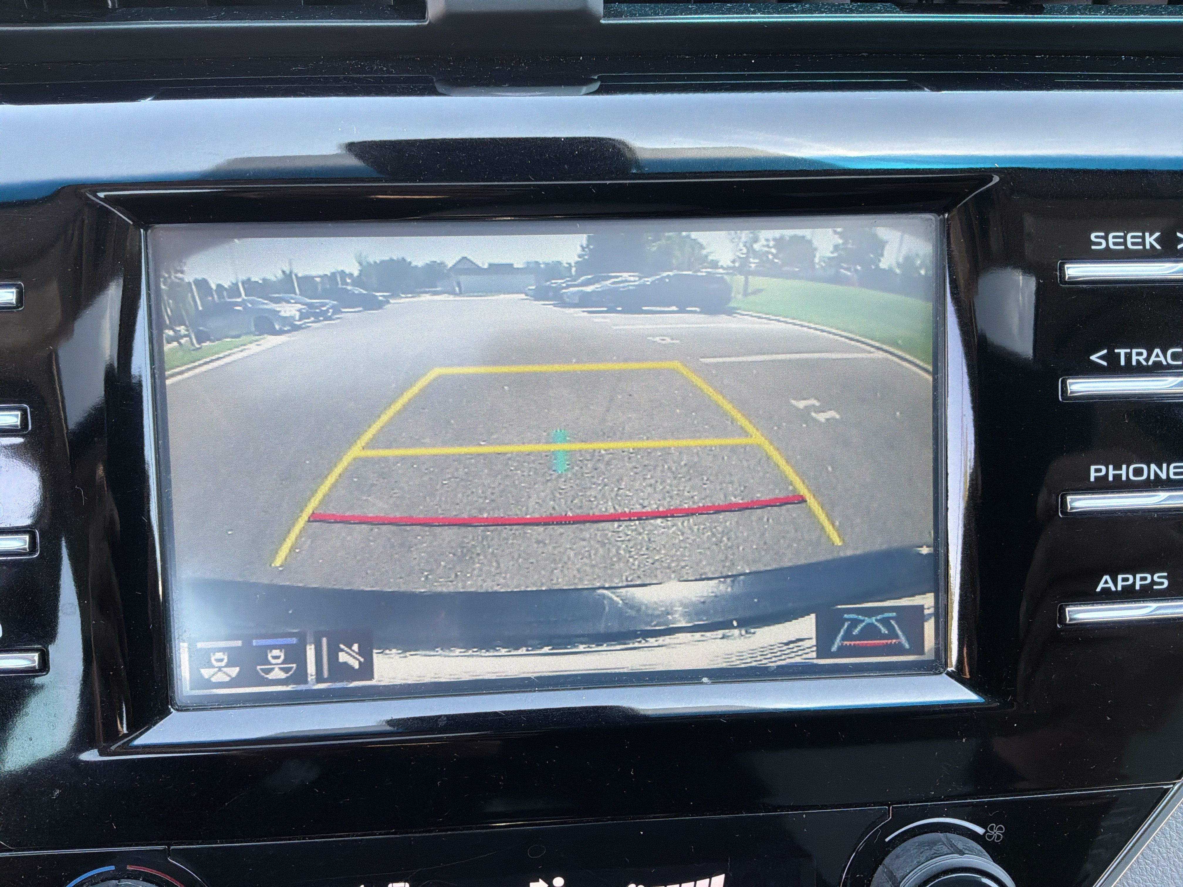 Used 2018 Toyota Camry SE w/ Moonroof Package FWD image 24