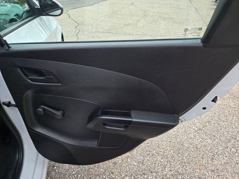 Used 2020 Chevrolet Sonic LT FWD image 11