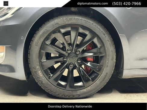 Used 2018 Tesla Model S P100D image 37