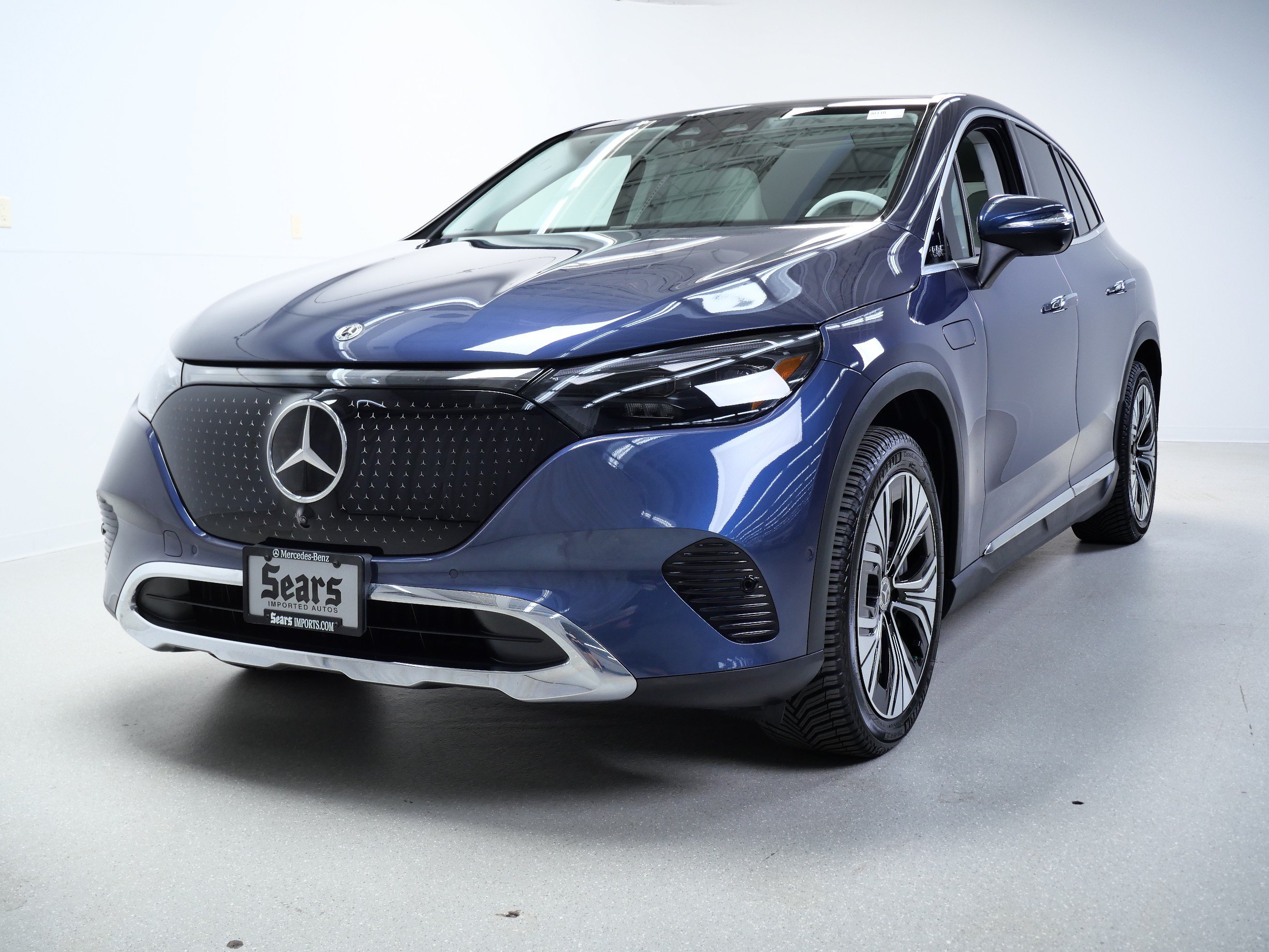 Used 2023 Mercedes-Benz EQE 350+ 4MATIC SUV image 12