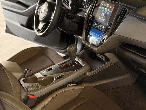 Used 2025 Subaru Crosstrek 2.5i Premium w/ Convenience Package #2 image 11