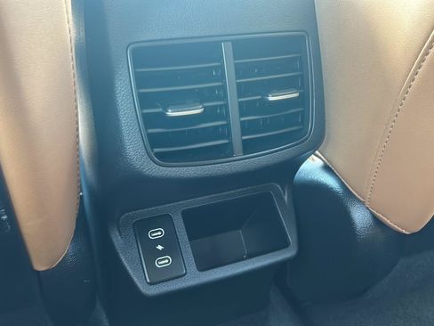 Used 2024 Kia Seltos EX AWD/4WD image 17