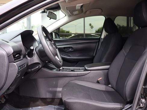 Used 2024 Nissan Sentra S image 38