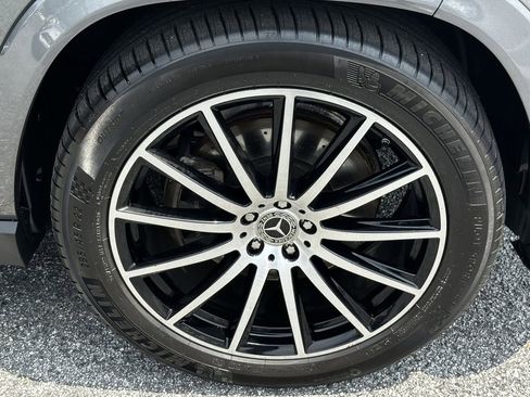 Certified 2024 Mercedes-Benz GLS 450 4MATIC image 14