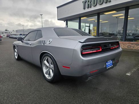 Used 2015 Dodge Challenger R/T Plus image 9