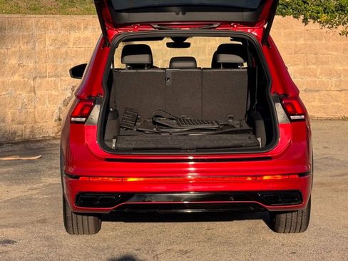 Used 2024 Volkswagen Tiguan SE R-Line image 13