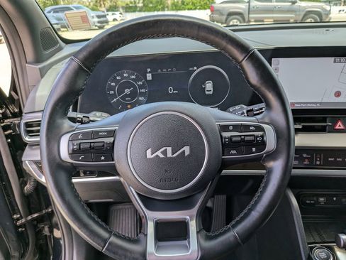 Certified 2025 Kia Sportage SX image 30