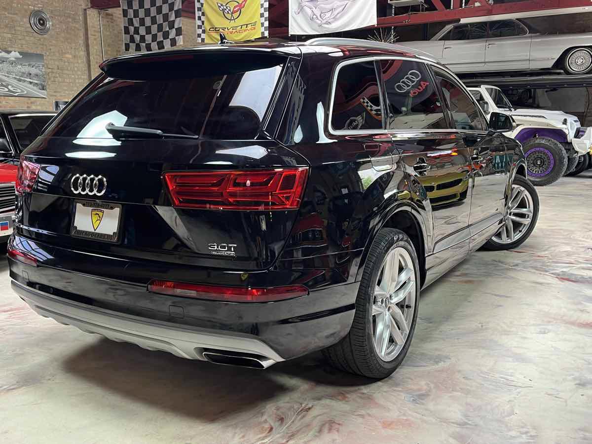 Used 2018 Audi Q7 3.0T Premium Plus AWD/4WD image 2