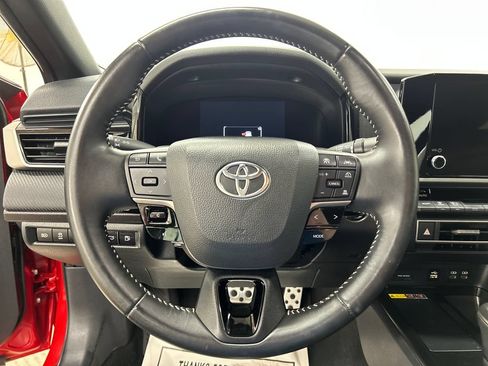 Used 2025 Toyota Camry SE FWD image 20