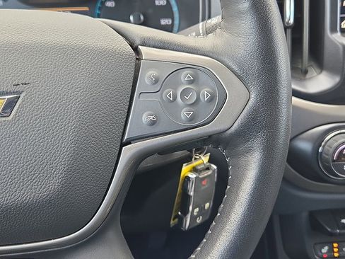 Used 2022 Chevrolet Colorado Z71 image 28