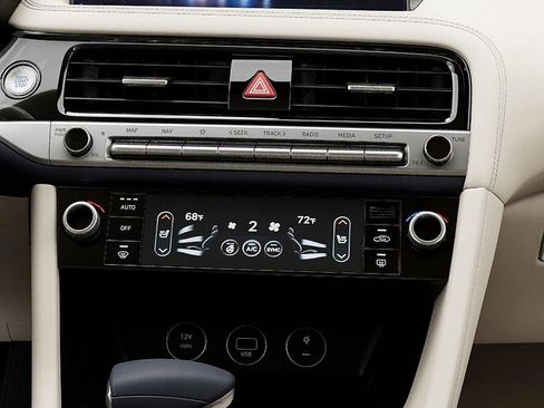 New 2026 Genesis G70 2.5T Prestige image 15