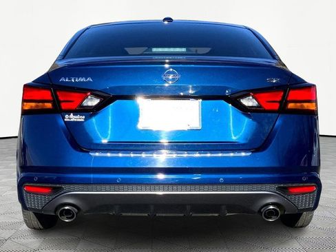 Used 2022 Nissan Altima 2.5 SR image 6