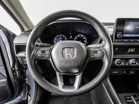 Used 2025 Honda CR-V LX image 19