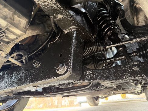 Used 2007 Ford Explorer Eddie Bauer image 30