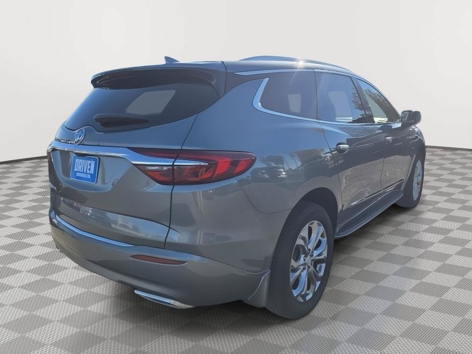 Used 2020 Buick Enclave Avenir w/ Avenir Technology Package AWD/4WD image 4