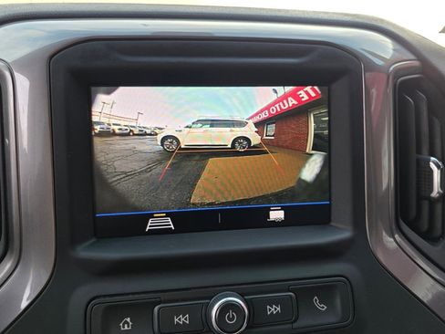 Used 2023 GMC Sierra 2500 Pro w/ Convenience Package image 18