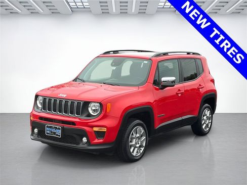 Used 2023 Jeep Renegade Latitude w/ Sun/Sound Group image 7
