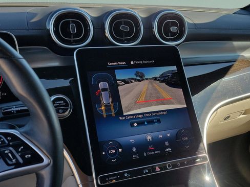 Certified 2023 Mercedes-Benz GLC 300 4MATIC image 27