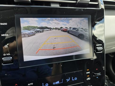 Used 2024 Hyundai Tucson SEL FWD image 19