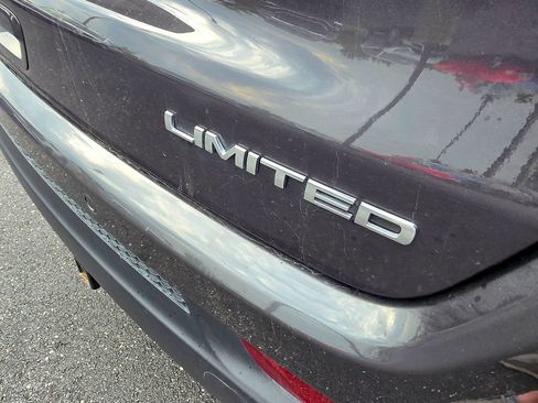 Used 2024 Jeep Compass Limited AWD/4WD image 6