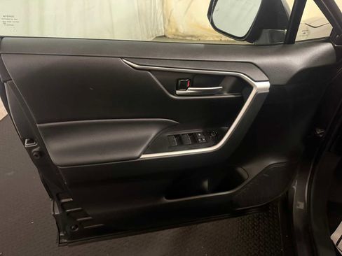 Certified 2023 Toyota RAV4 XLE image 20