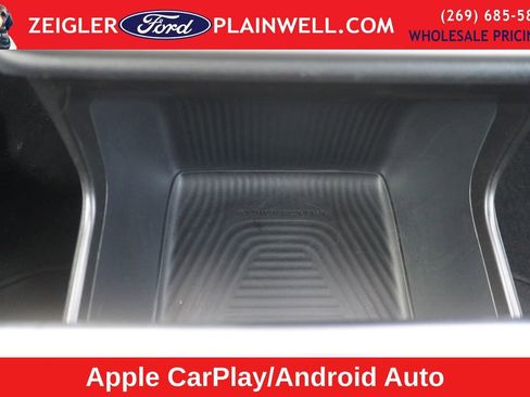 Used 2025 Ford Expedition Active image 29