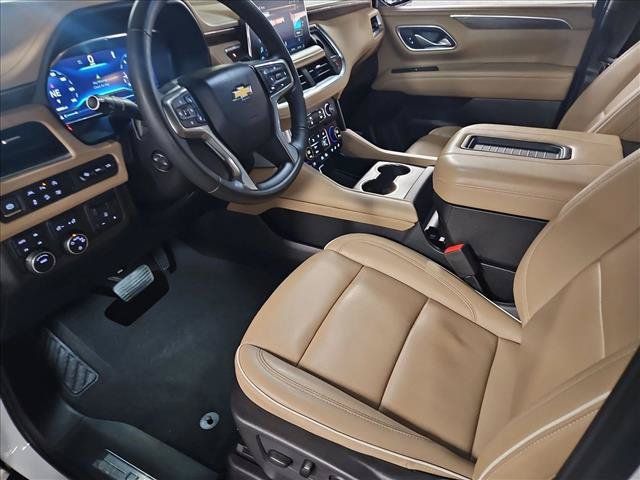 Used 2024 Chevrolet Tahoe Premier AWD/4WD image 10
