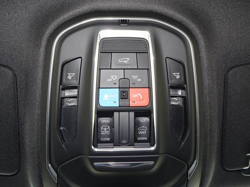 New 2026 Jeep Grand Cherokee L 4WD image 29