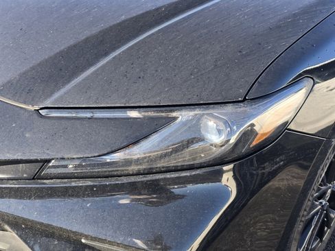 Certified 2025 Toyota Camry SE image 9