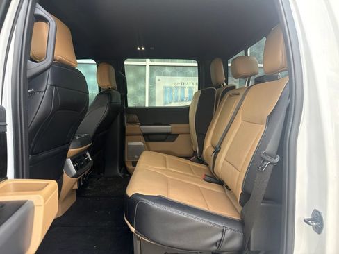Used 2023 Ford F250 Lariat w/ Sport Appearance Package AWD/4WD image 10