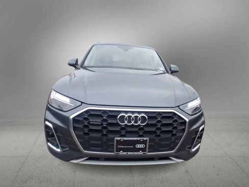 Certified 2022 Audi Q5 2.0T Premium w/ Convenience Package image 3