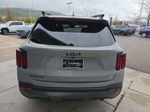 Used 2025 Kia Sorento SX Prestige AWD/4WD image 5