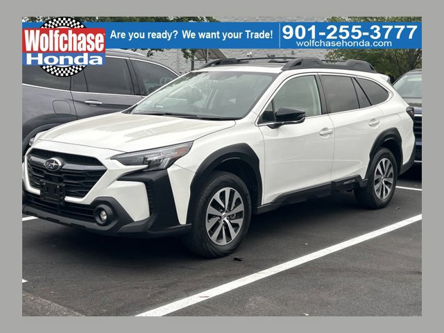 Used 2025 Subaru Outback Premium AWD/4WD image 1
